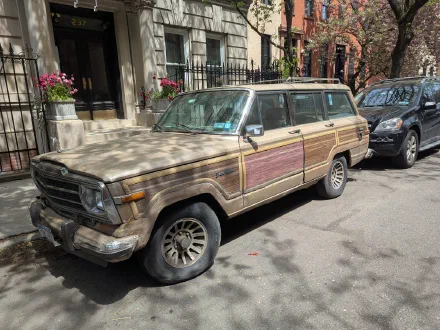 Jeep Grand Wagoneer, c. 1988