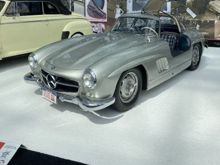 Mercedes-Benz 300 SL Gullwing, 1954–57