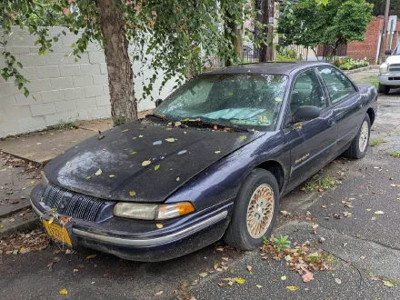 Chrysler Concorde, 1993–97