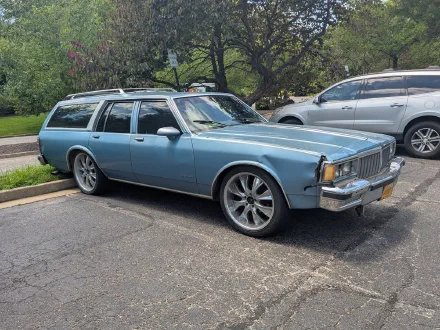 Chevrolet Caprice Classic wagon, c. 1983