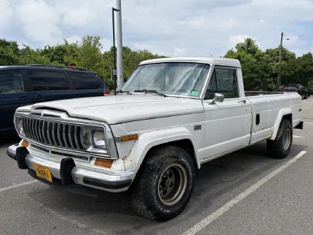Jeep J10, 1974–88