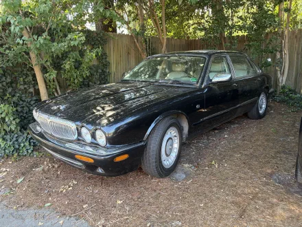 Jaguar XJ8, 1998–2003