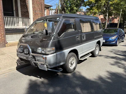 Mitsubishi Delica Star Wagon 4WD, 1986–99